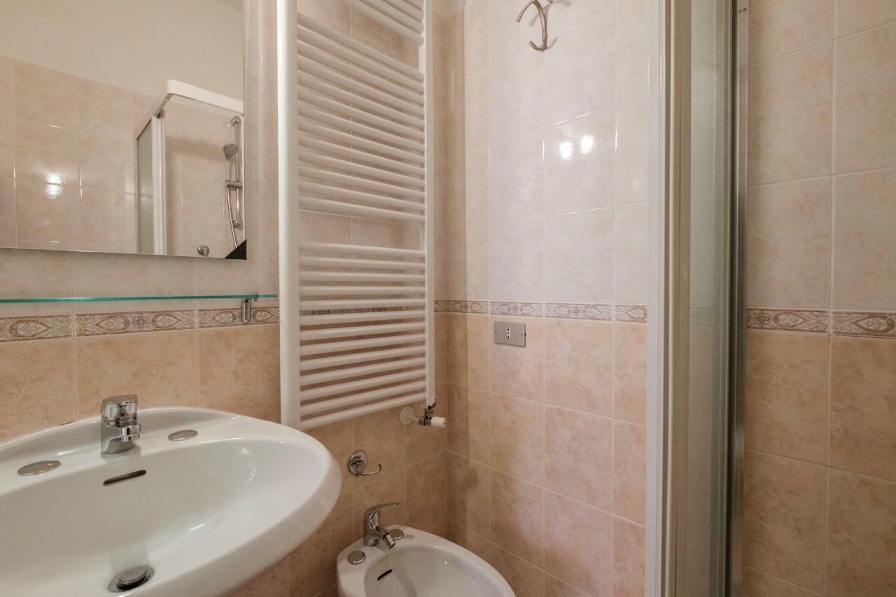 Residence Holiday Sirmione B8 المظهر الخارجي الصورة